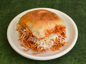 Schezwan Cheese Dabeli