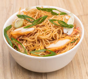 Chicken Hakka Noodles                          
