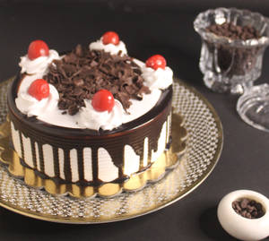 Black Forest Cake 1 Pound