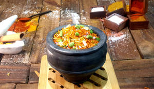 Sahi Veg Mutka Biryani With Matka