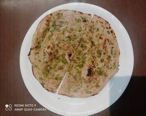 Hari Mirch Paratha