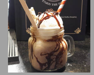 Brownie (walnut) Shake