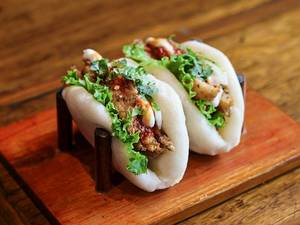 Queens Hill Chicken Bao