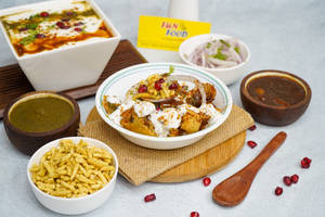 Indore Special Dahi Aloo Tikki (Pure Ghee)