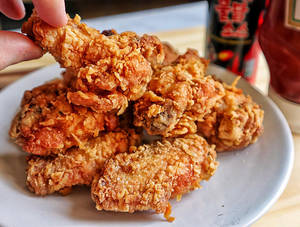 Spicy Chicken Wings (4 Pcs)