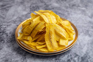 Long Yellow Banana Chips