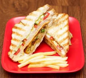 (G) Veg Club Sandwich