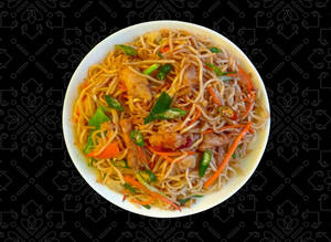 Chilly Garlic Hakka Noodle Chicken