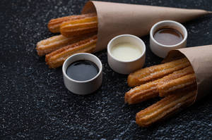 10 Churros + 3 Melted Chocolate Pot