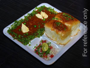 Cheese Butter Pav Bhaji