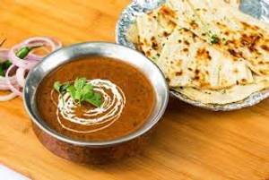 4 Roti With Dal Makhani And Salad