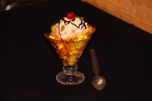 Fruit Salad With Vanilla Ice Cream