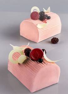 Strawberry Passion Cake [500ml]