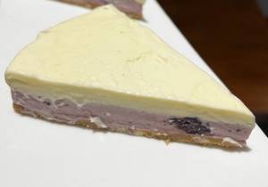 Blueberry Cheese Cake (1 Slice)