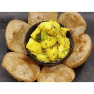 Puri with Potato Bhaji (Dry)