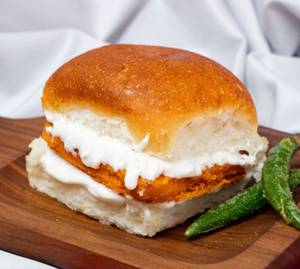 Crispy Vada Pav