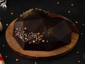 Pinata Cake (Dark Chocolate Semi Spherical)