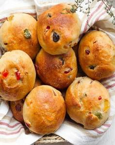 Tutti Frutti Bun