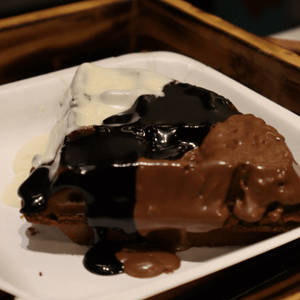 Triple Chocolate Waffle [1 Piece]