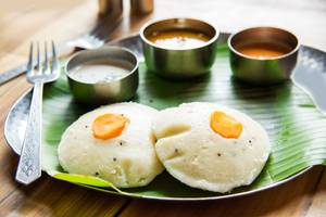 Rava Idli (2 Pcs)