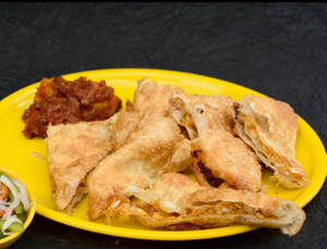 Chicken Mughlai Paratha