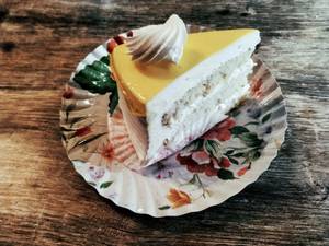 Butterscotch Pastry (1 Pc)