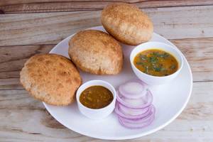 Poori Sabji (1 Plate)