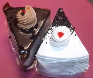 Black Forest + Choco Chips Pastry   BIG SIZE (Eggless)