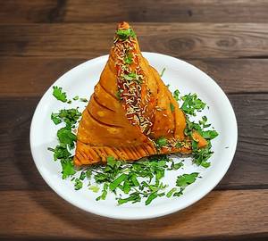 Chinese Samosa (1pc)