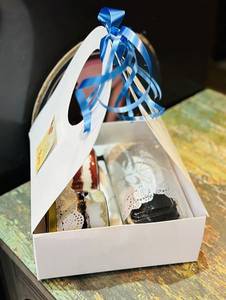 Hamper Wth Love