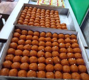 Laddu [ 5 Pieces ]