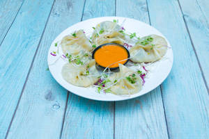 Corn Cheese Spinach Momos [5 Pieces]
