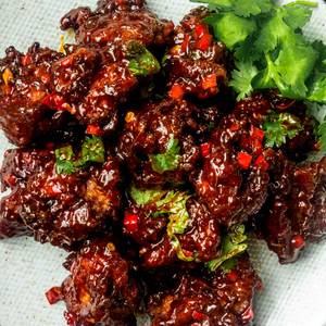 Chicken Keema Manchurian With 2 Lachha Paratha