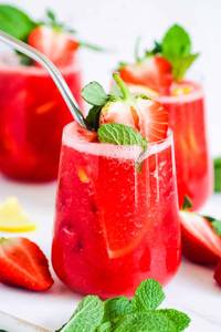 Strawberry Shake [750 ml]