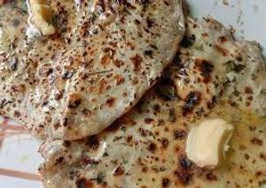 Amritsari Aloo Pyaz Kulcha(1 Pc)