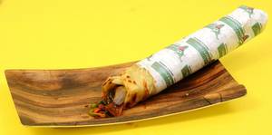 Egg Chilli Chicken Roll