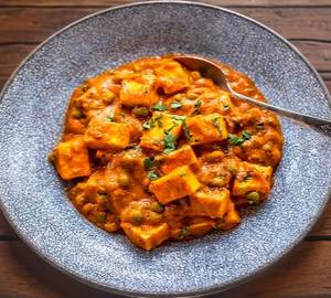 Matar paneer