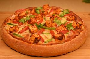Veg Paneer Tandoori Pizza