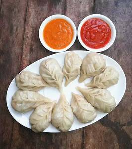 Cheese Steamed Momos [10 Pieces]