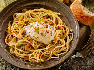 Egg Chilli Garlic Noodles