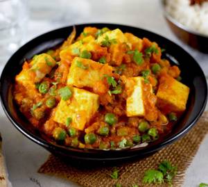 Mater Paneer [Half]