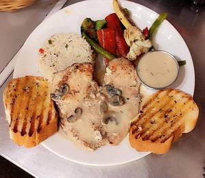 Grilled Chicken With Creamy Mushroom Sauce