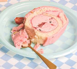Mahabaleshwar Strawberries & Cream Ice Cream Cake Roll Slice