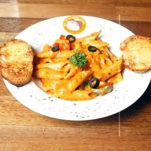 Pink Sause Pasta (Italian Style) (Penne)