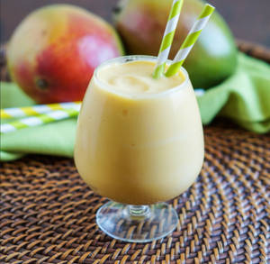 Mango Lassi (300 Ml)