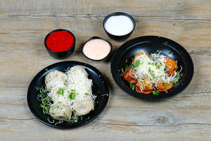 Cheese Steamed Momos [8 Pieces] with Cheese Fried Momos [8 Pieces]
