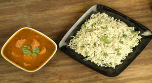 Daran Ji Curry With Peas Pulav