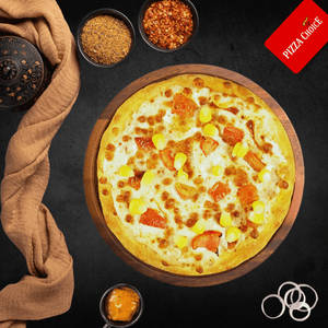 Golden Corn And Tomato Pizza