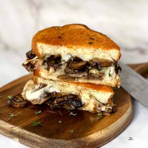 Cheese Corn Mushroom Sandwich