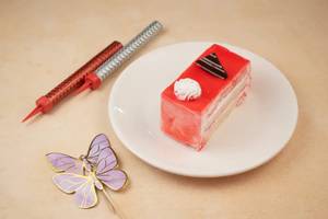 Strawberry Jelly Pastry (1 Pc)